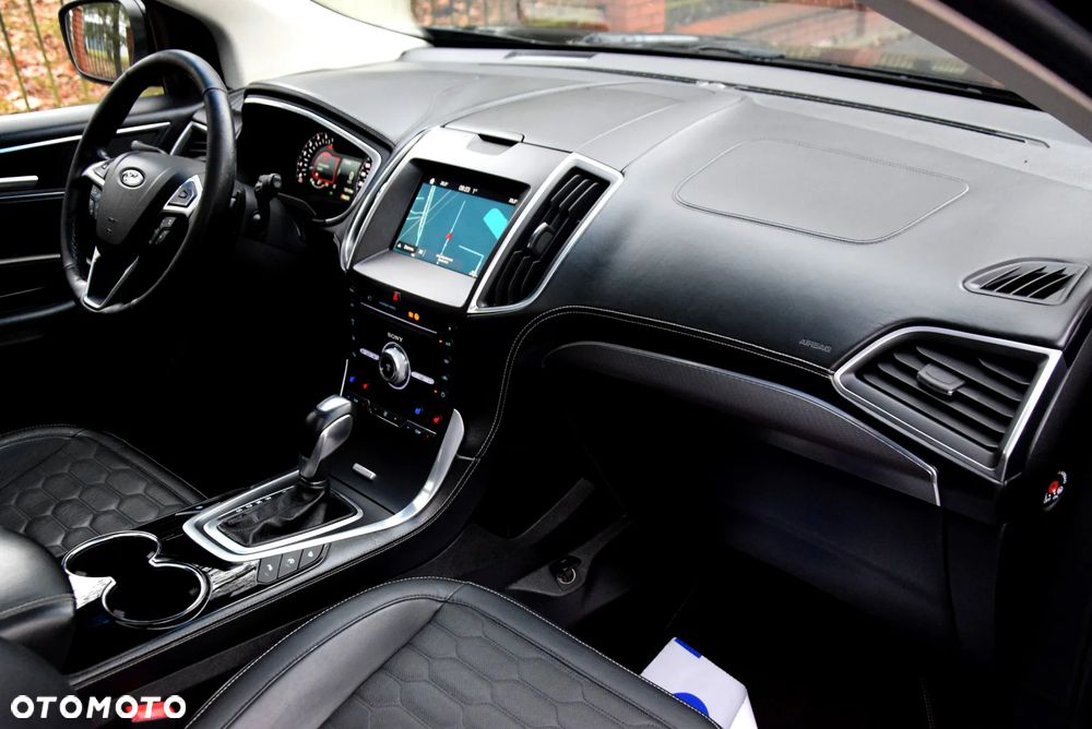 Ford Edge - 21
