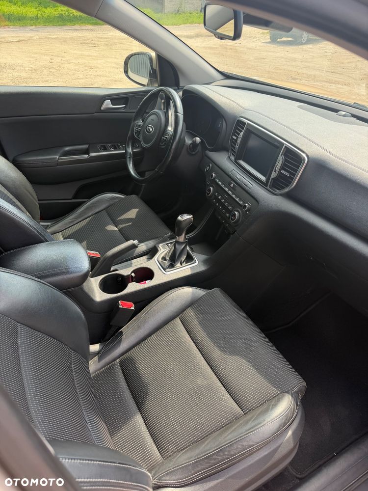Kia Sportage 1.6 GDI L 2WD - 9