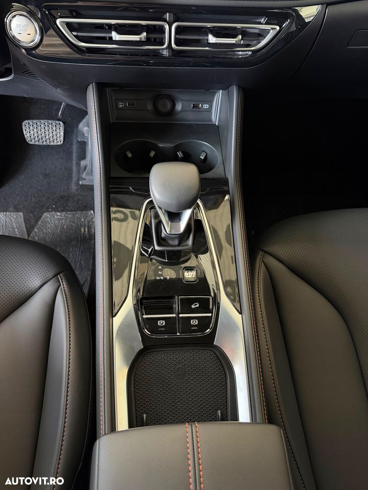 MG HS 1.5 T-GDi 7DCT Exclusive - 37
