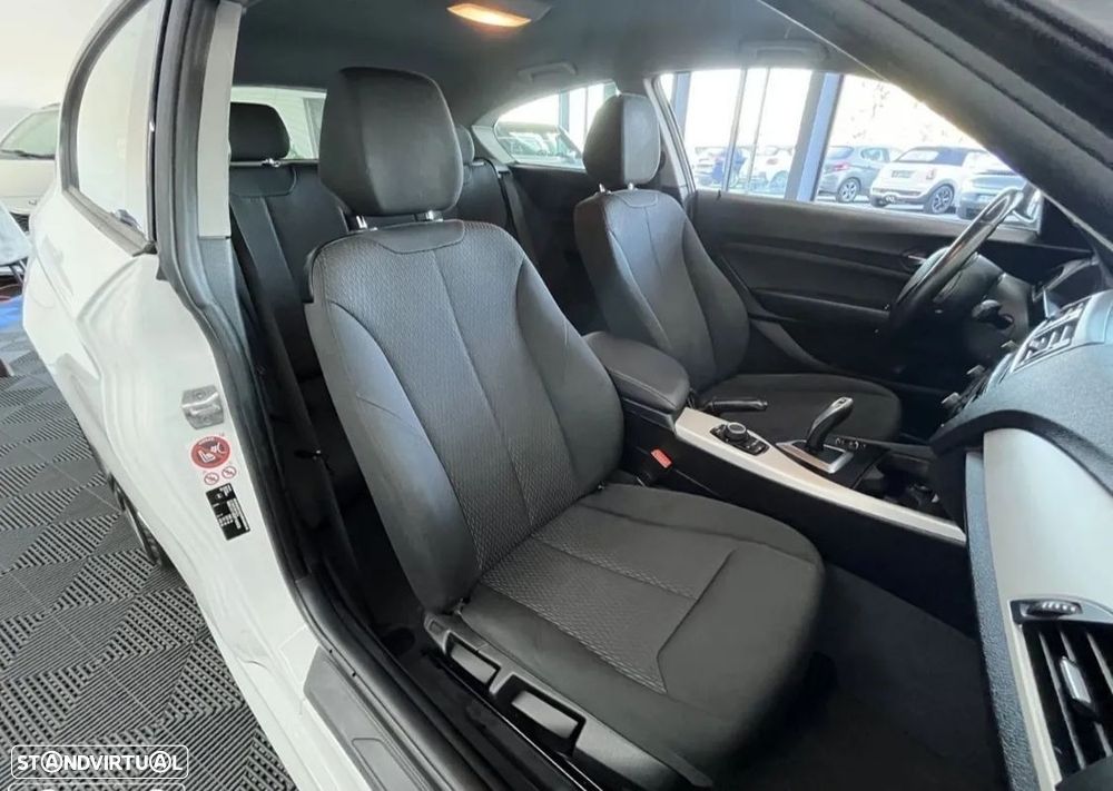 BMW 120 d xDrive Advantage — fotografia 18