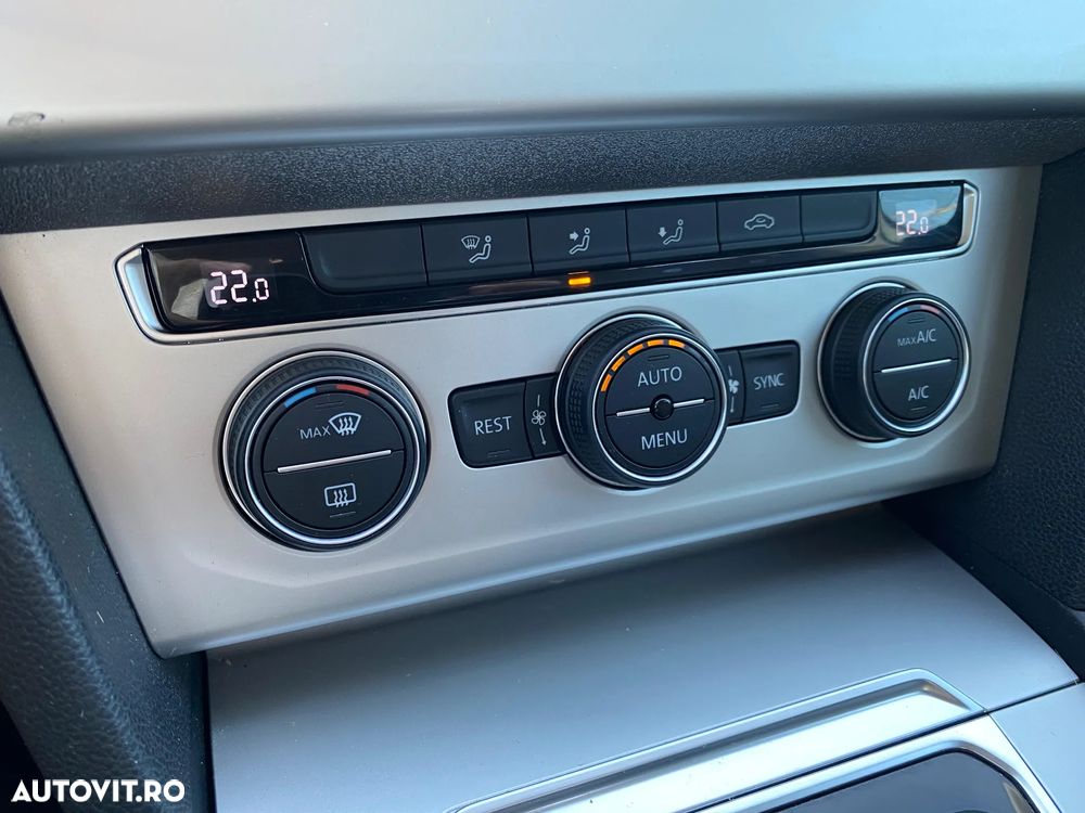Volkswagen Passat - 22