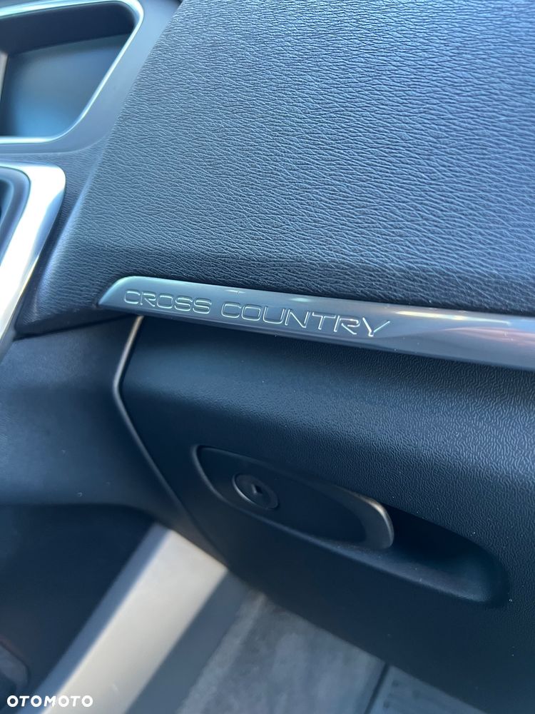 Volvo V40 D4 Momentum - 25