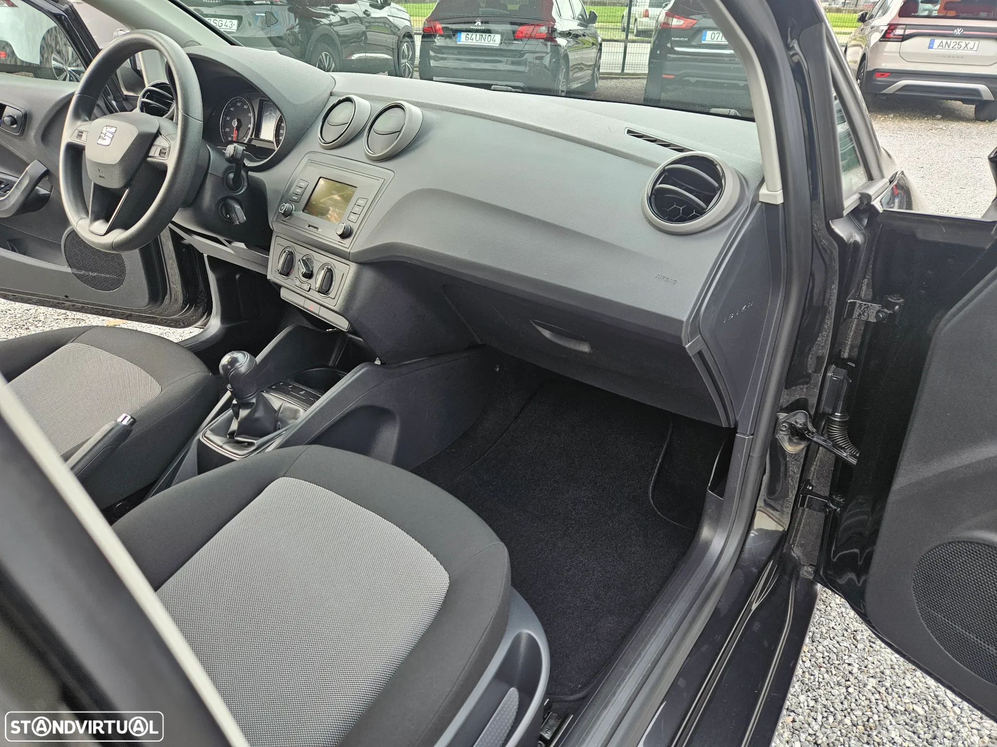 SEAT Ibiza 1.0 Reference - 11
