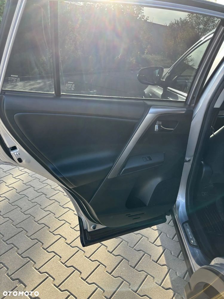 Toyota RAV4 Hybrid Style 4x4 - 15