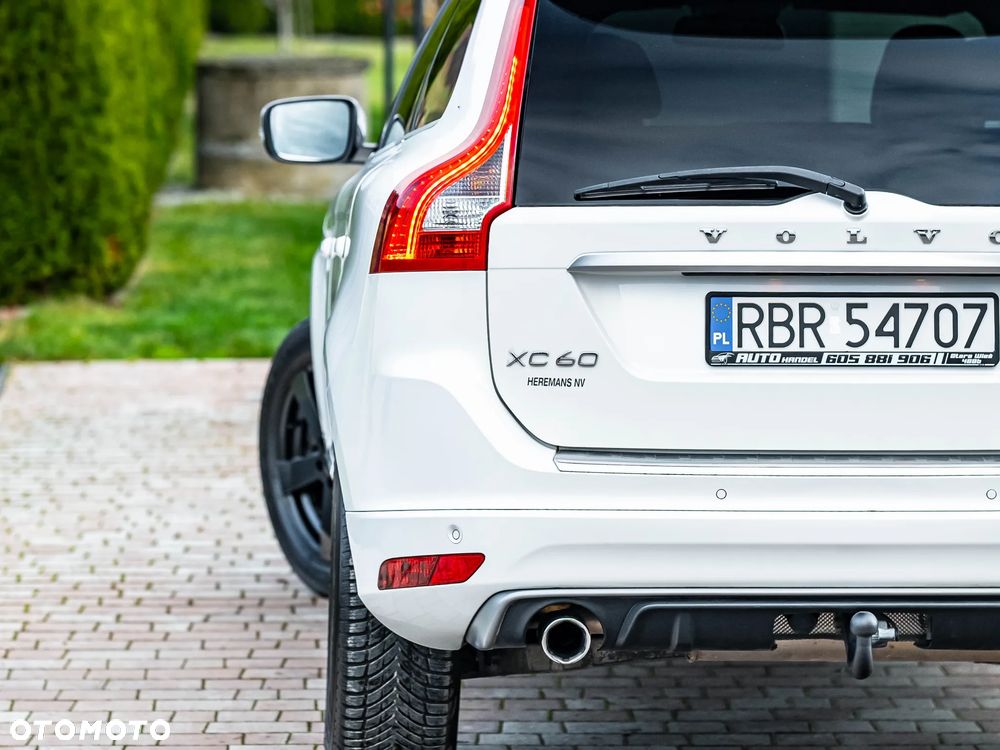 Volvo XC 60 D3 R-Design - 10