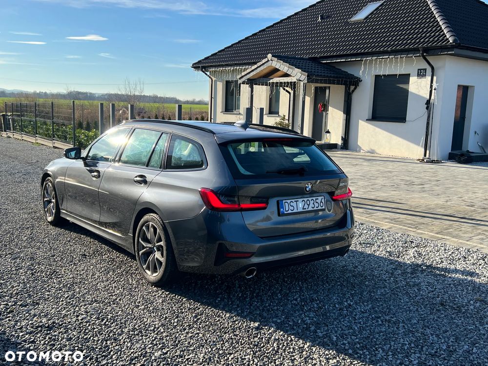 BMW Seria 3 320d Sport Line Shadow - 7