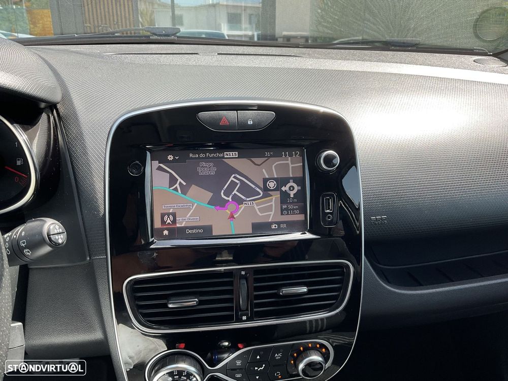 Renault Clio Sport Tourer 1.5 dCi GT Line EDC - 32