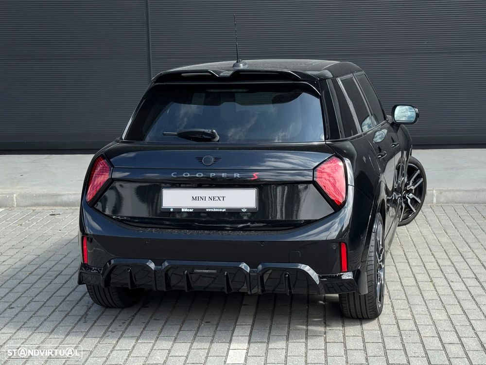 MINI 5 Portas Cooper S Auto - 4