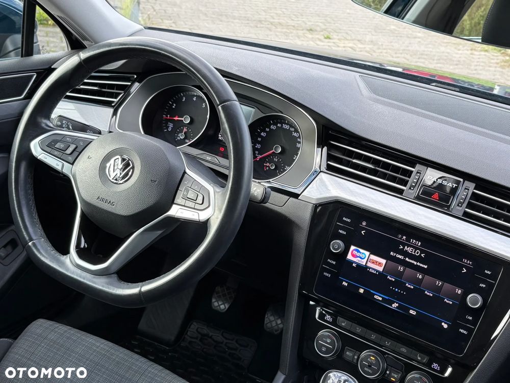 Volkswagen Passat 1.5 TSI EVO Business - 13