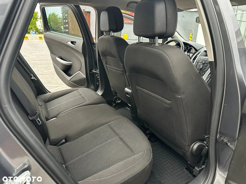 Opel Astra 1.4 Turbo - 15