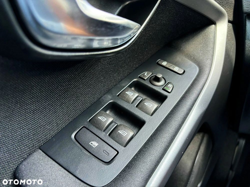 Volvo V40 D2 Drive-E Kinetic - 13