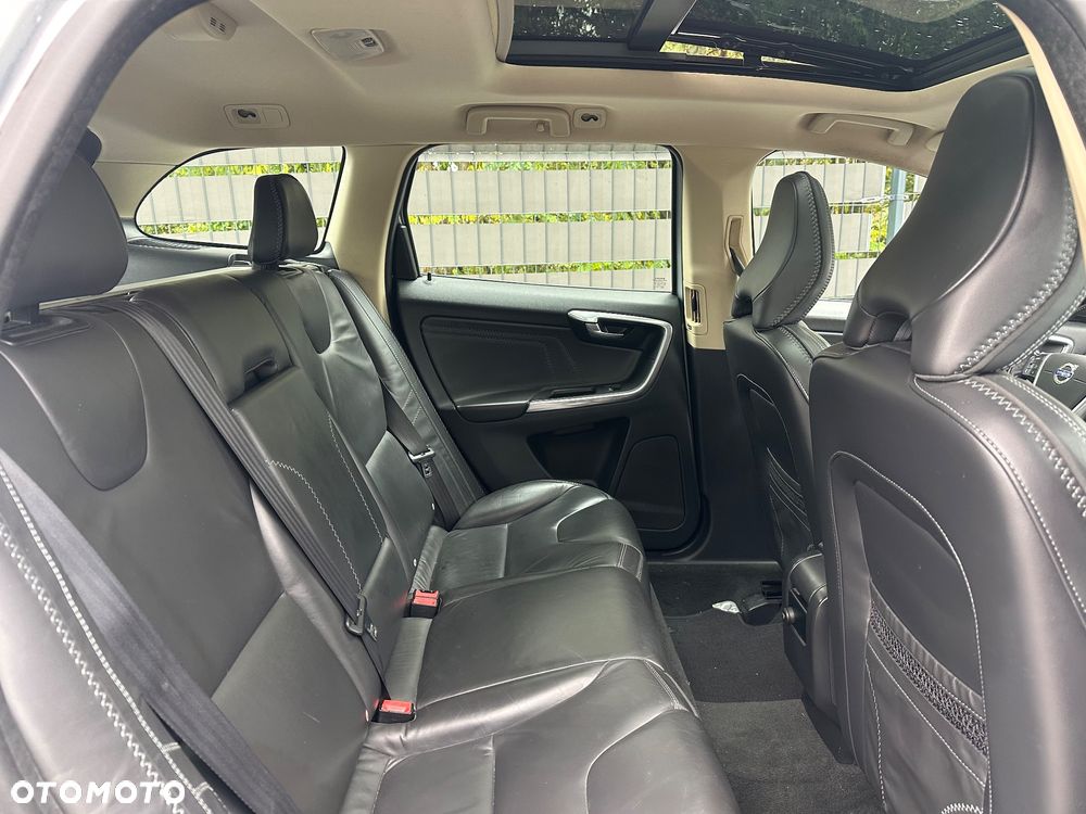 Volvo XC 60 D3 Ocean Race - 31