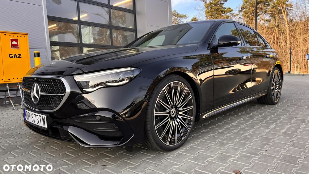 Mercedes-Benz Klasa E 220 d 4-Matic AMG - 2