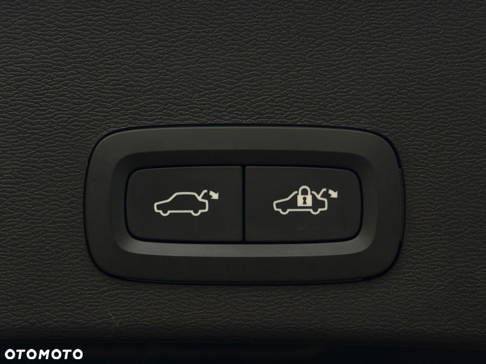 Volvo XC 40 - 29