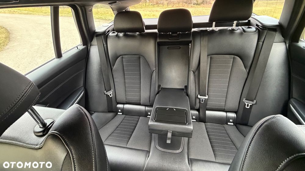 BMW Seria 3 320d Sport Line Shadow sport - 34