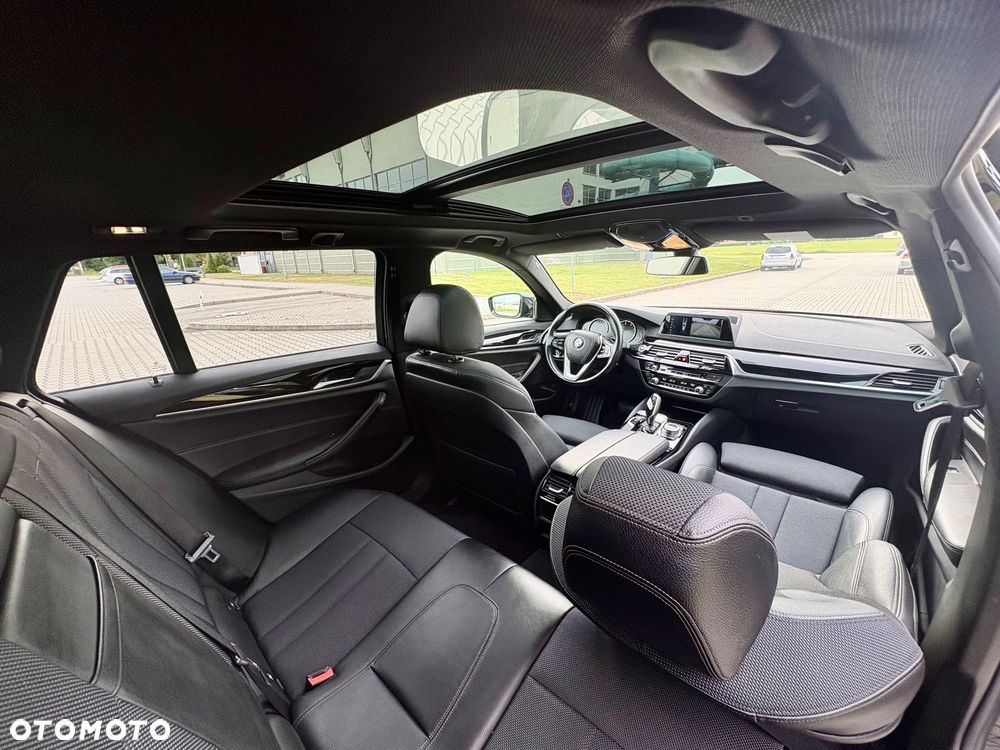 BMW Seria 5 520d xDrive Luxury Line sport - 16