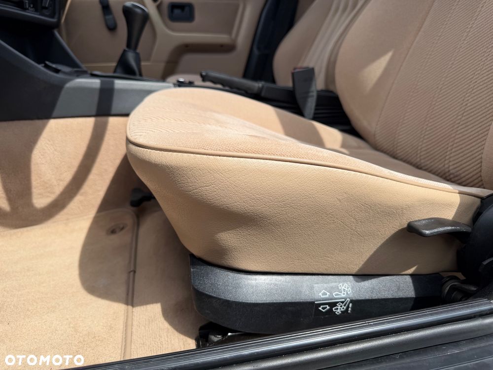 BMW Seria 3 - 30