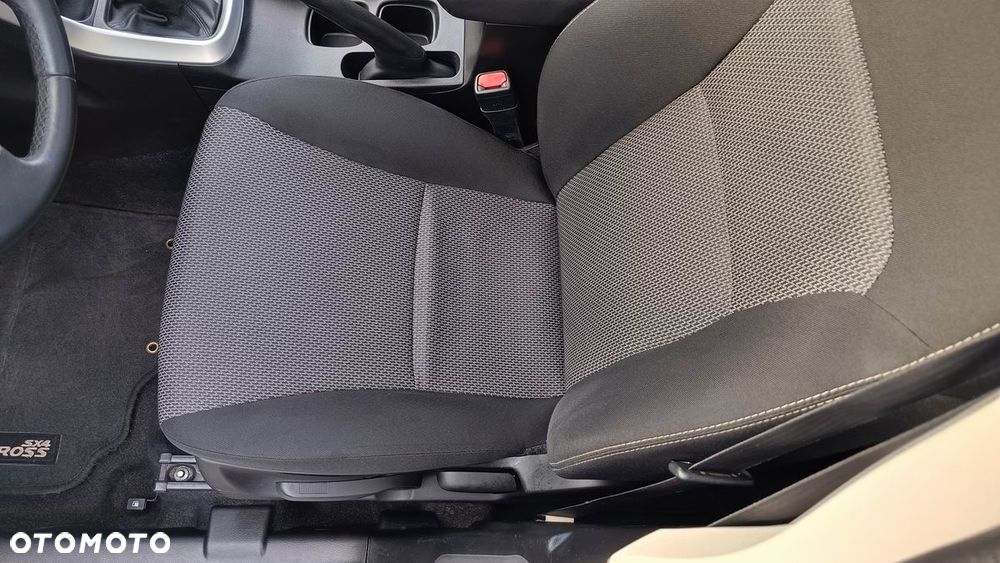 Suzuki SX4 S-Cross - 13