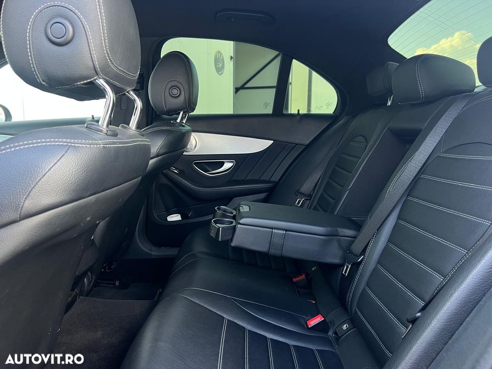 Mercedes-Benz C 300 BlueTEC - 14