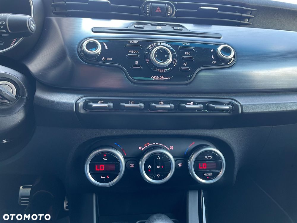Alfa Romeo Giulietta 1.4 TB 16V Multiair TCT Sport - 20