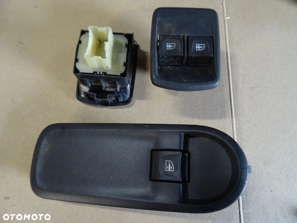 DACIA DOKKER LODGY PANEL STEROWNIK SZYB PODNOSNIK ELEKTRYCZNY CZESCI ROZNE