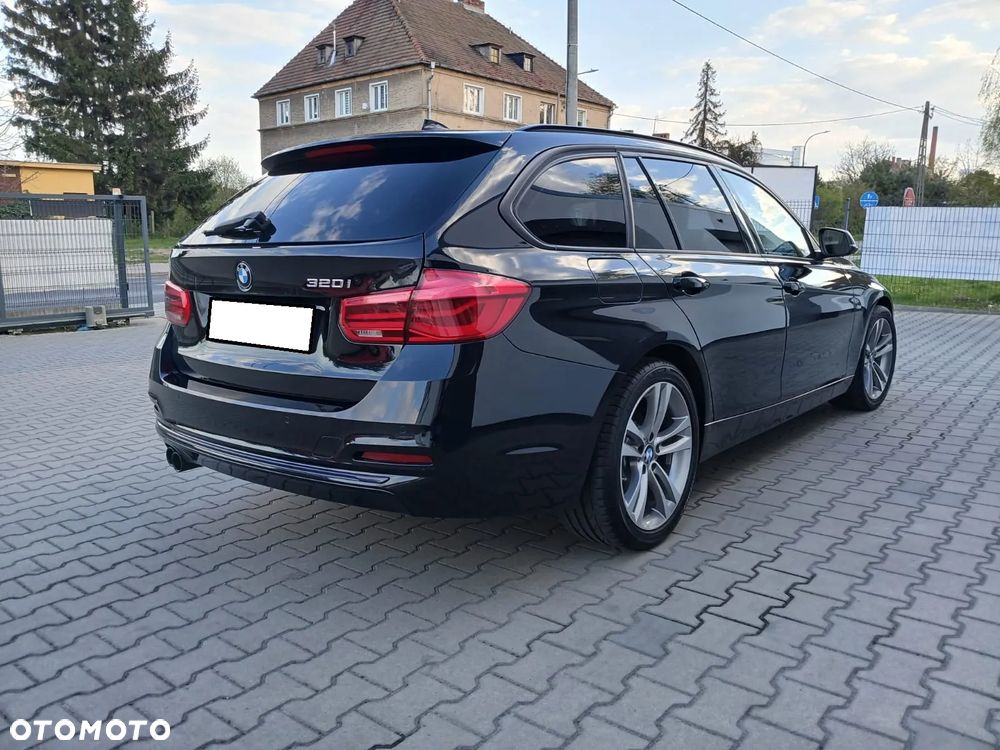 BMW Seria 3 320i GPF M Sport Shadow sport - 31