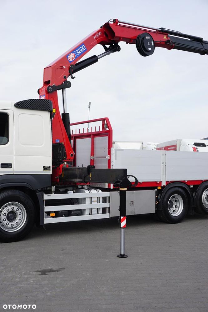 Volvo FM / 500 / 6 X 2 / SKRZYNIOWY + HDS / HMF 3220 K7 / WYS. 18,9 M / OŚ SKRĘTNA - 33