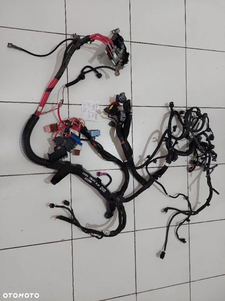 INSTALACJA SILNIKA RENAUL TRAFIC 2014r. - 1