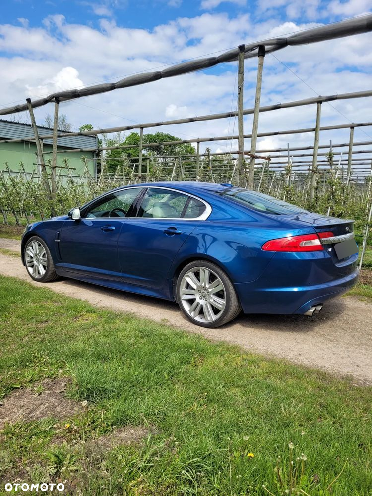 Jaguar XF XFR - 3