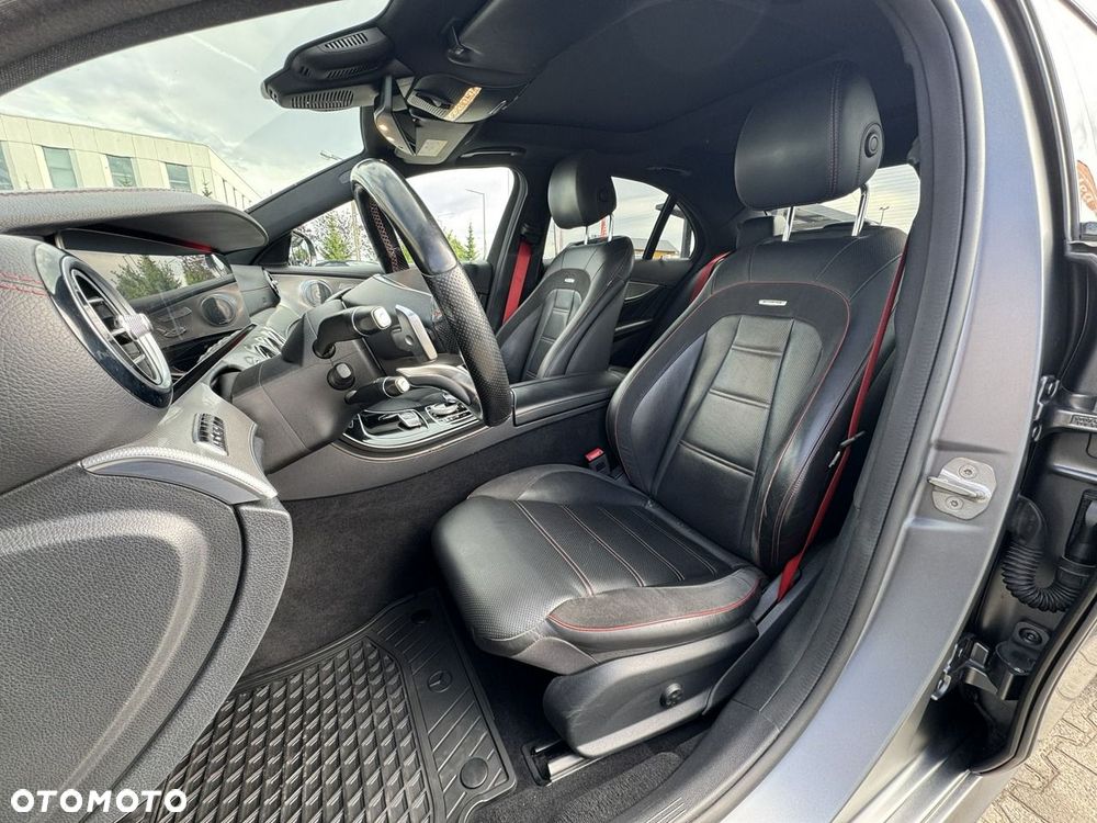 Mercedes-Benz Klasa E AMG 43 4Matic 9G-TRONIC - 27