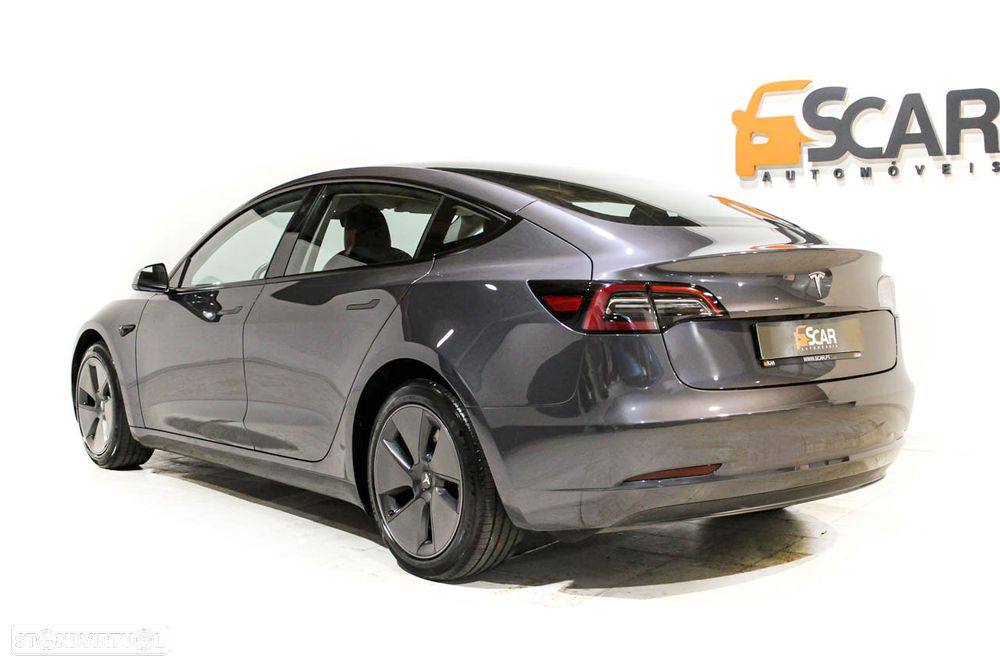 Tesla Model 3 Long Range Tração Traseira - 4