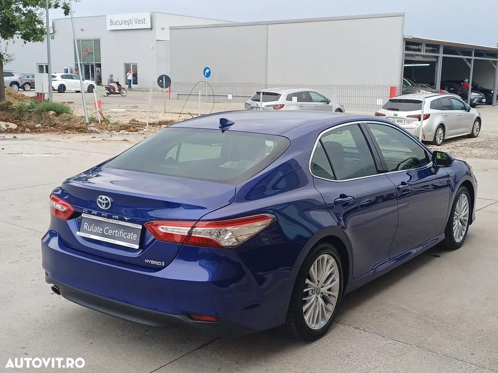 Toyota Camry 2.5 Dynamic - 5