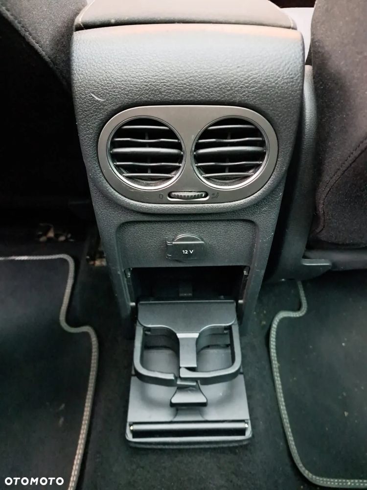 Volkswagen Tiguan 2.0 TDI DPF BlueMotion Technology Cup Sport & Style - 22