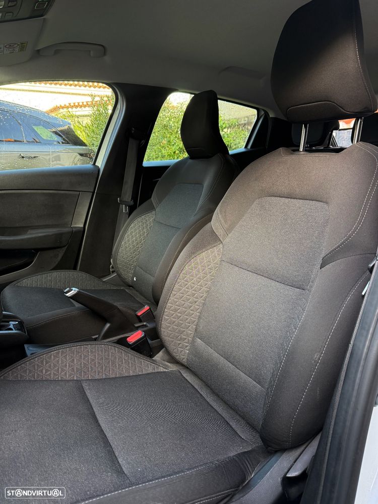 Renault Clio BLUE dCi 100 EVOLUTION - 7