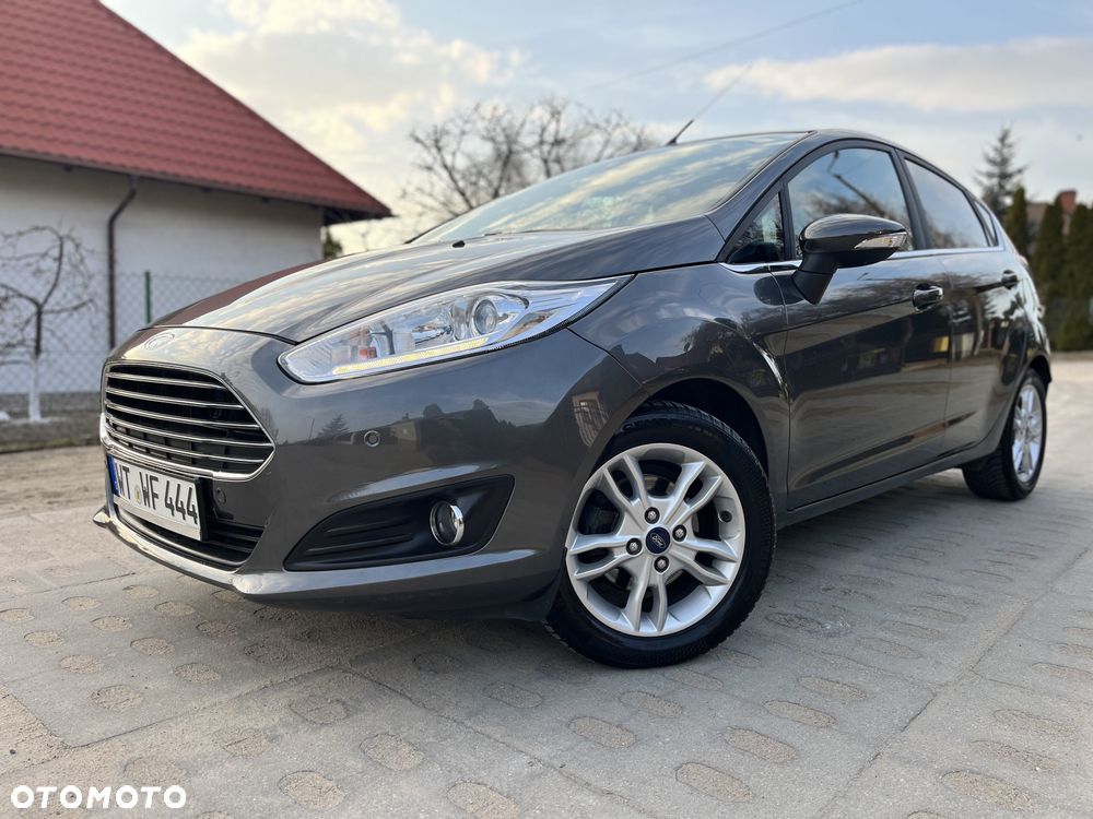 Ford Fiesta 1.0 EcoBoost S&S TITANIUM - 31