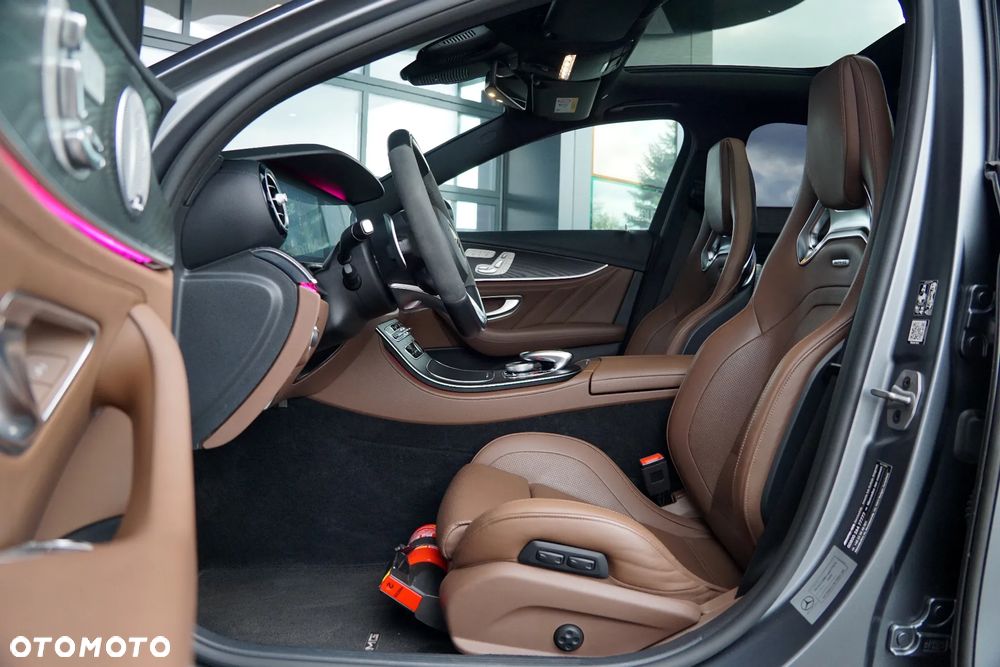 Mercedes-Benz Klasa E AMG 53 4-Matic+ - 19