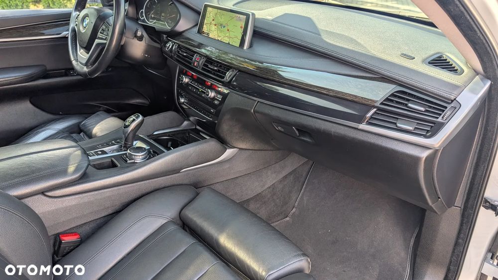 BMW X6 - 16