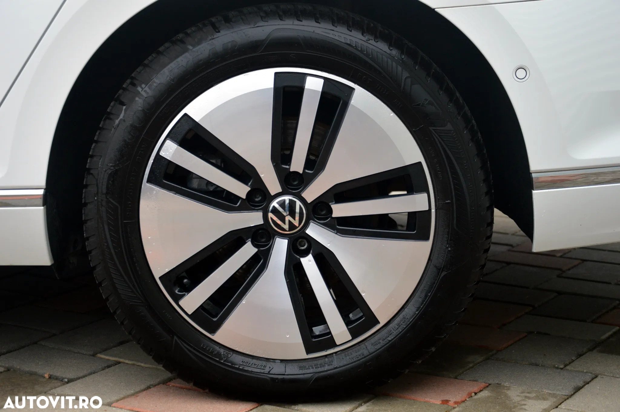 Volkswagen Passat 1.4 TSI Plug-In-Hybrid DSG GTE - 21
