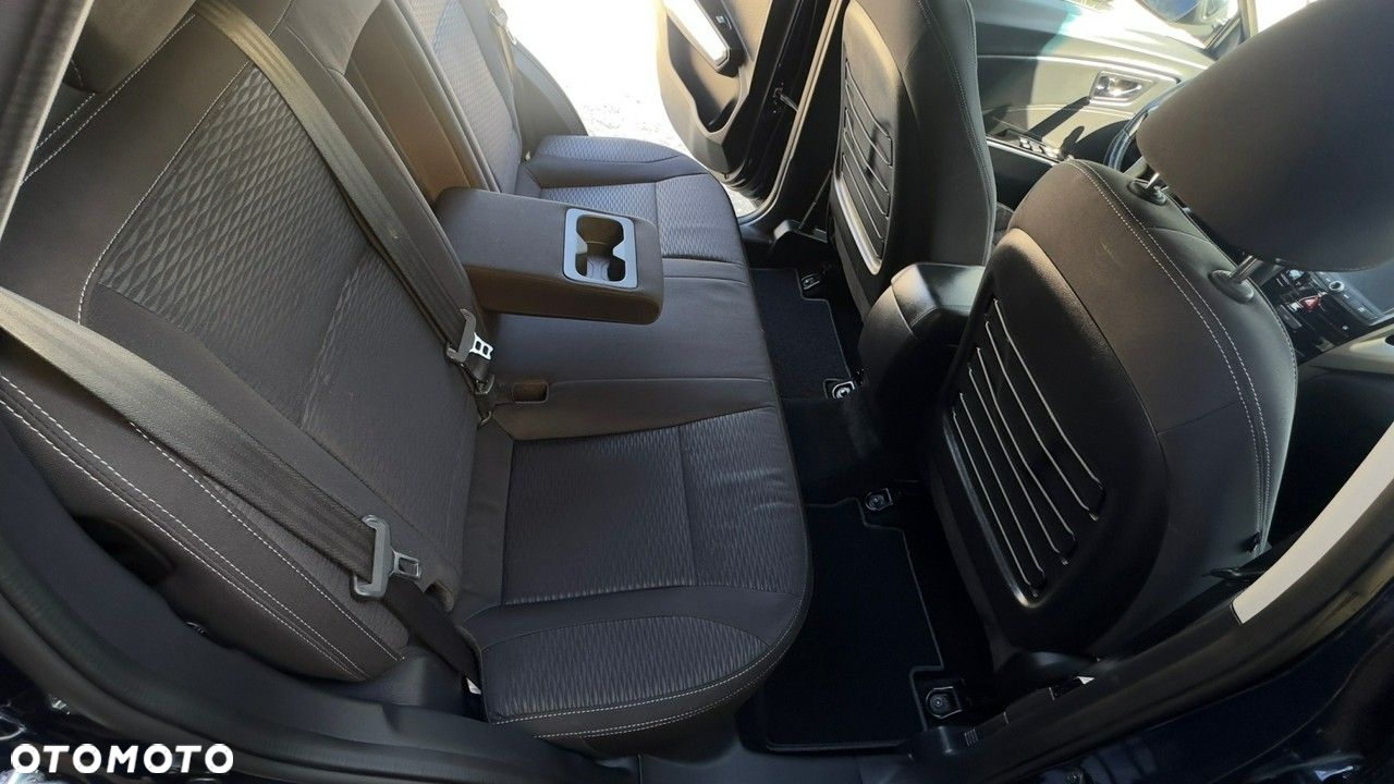 SsangYong/KGM Tivoli - 26