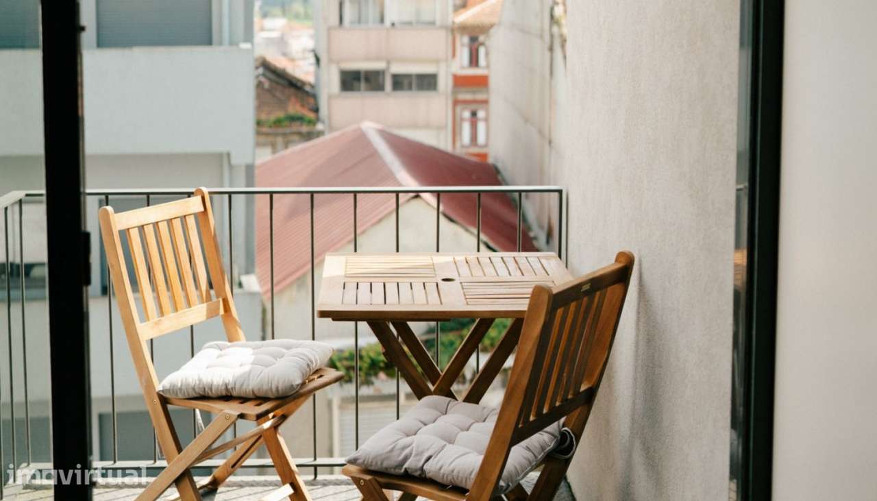 Apartamento turístico T0 à venda no centro do Porto - Grande imagem: 4/14