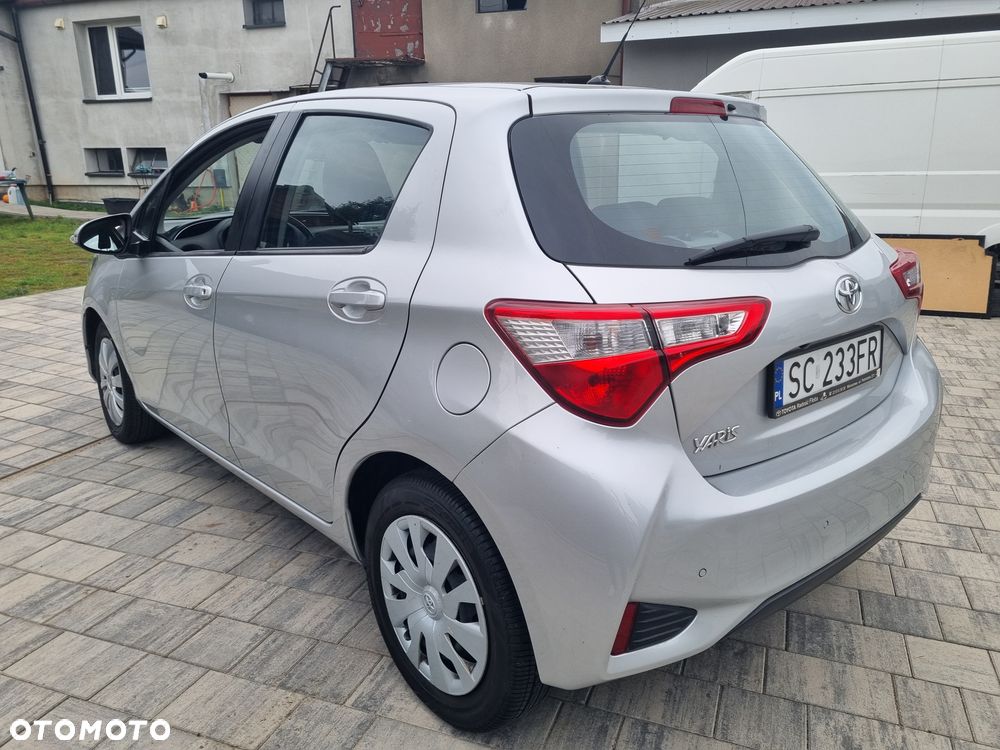 Toyota Yaris 1.5 Premium - 24