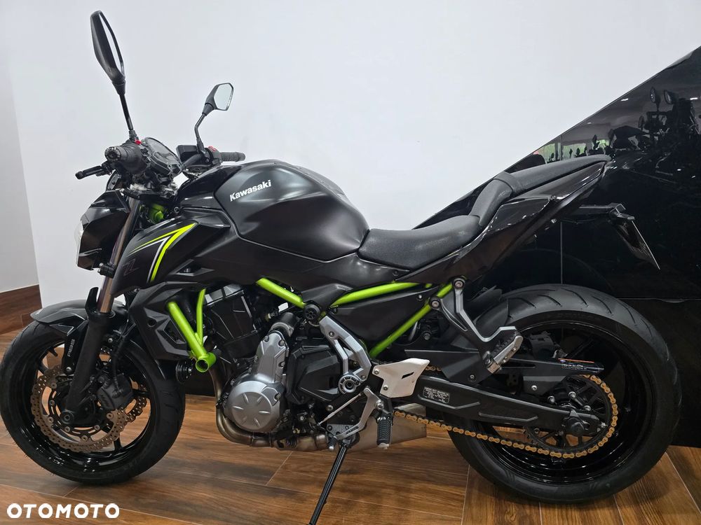 Kawasaki Z 650 - 17