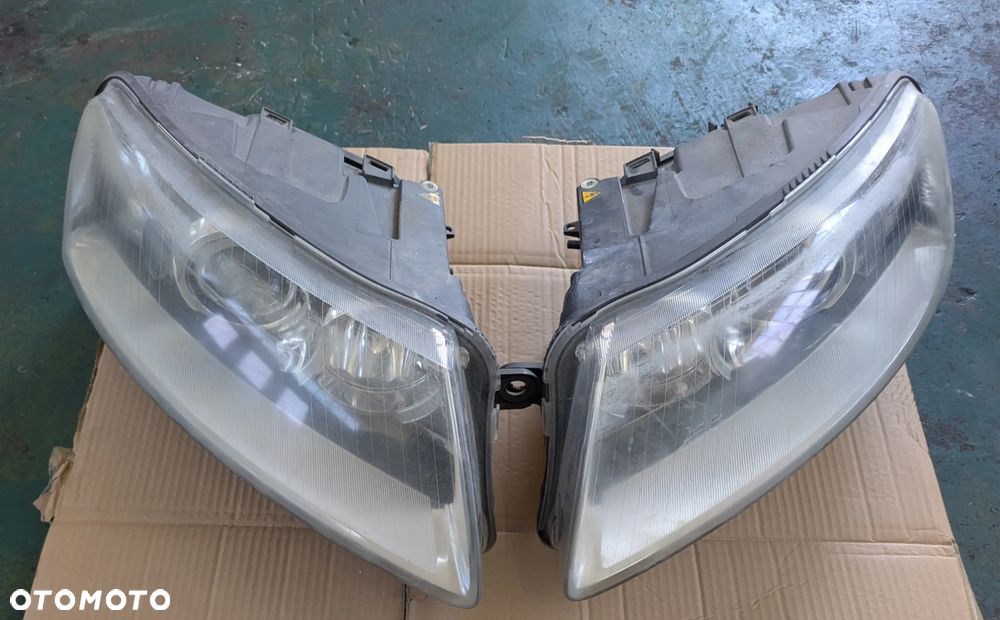 Komplet lamp lewa + prawa xenon Audi A6 C6 europa - 1
