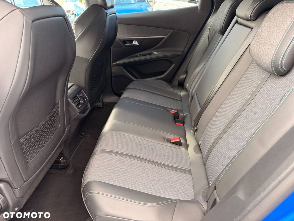 Peugeot 3008 1.5 BlueHDi Allure S&S EAT8 - 34