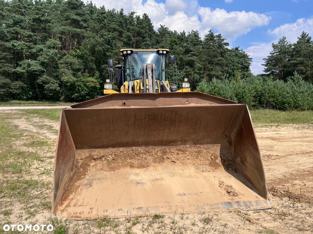 Volvo L220H - 8