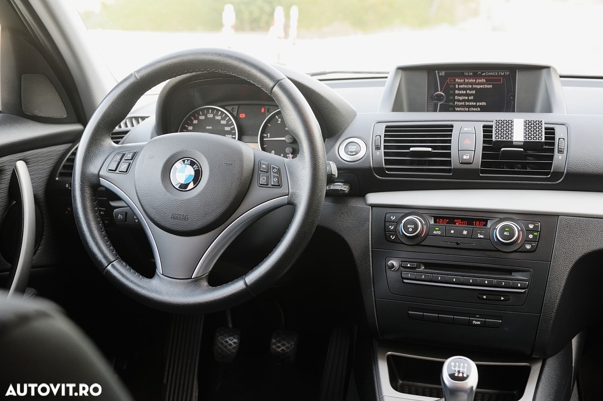 BMW Seria 1 118d - 8