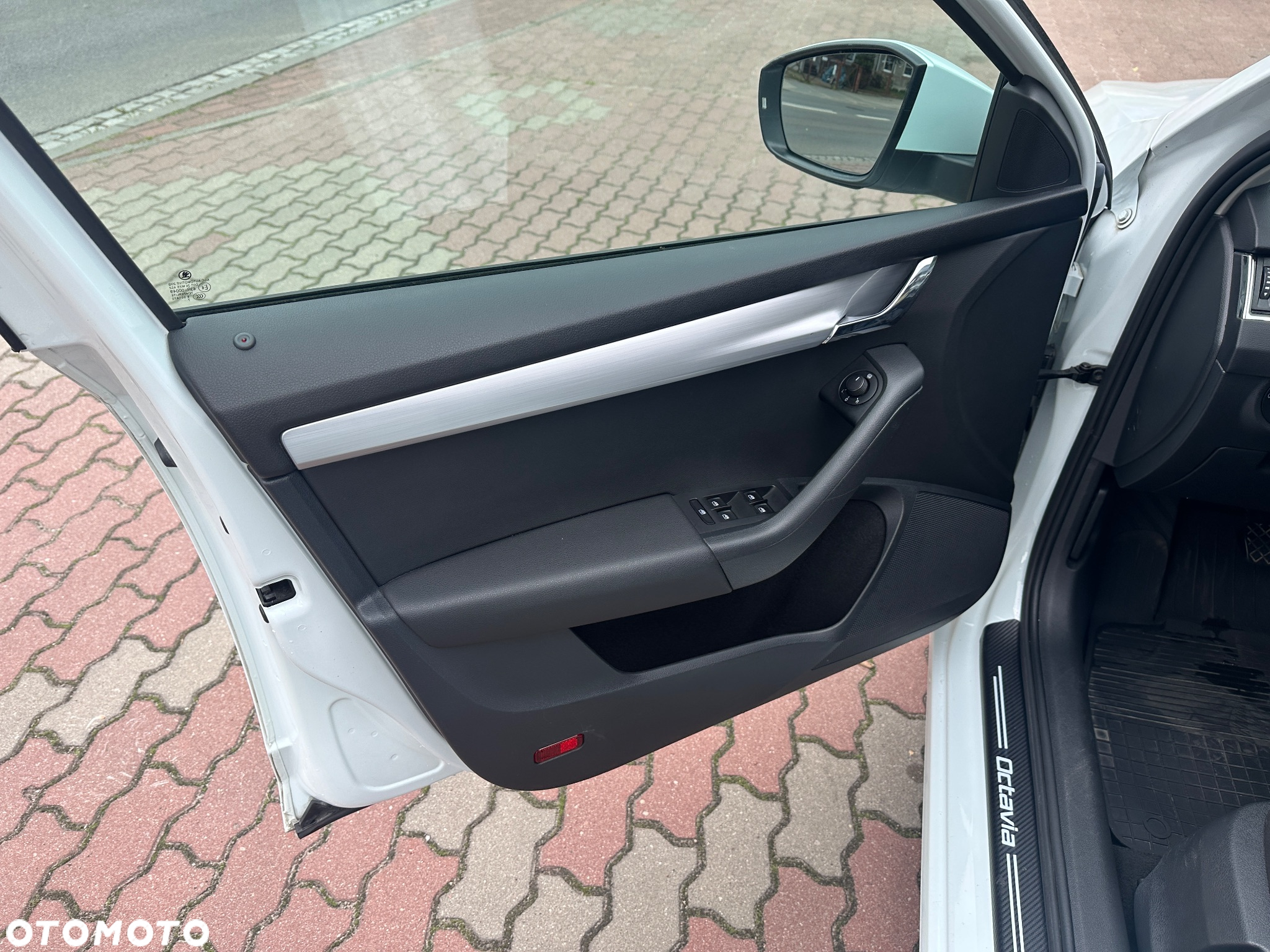 Skoda Octavia 1.6 TDI Business - 13