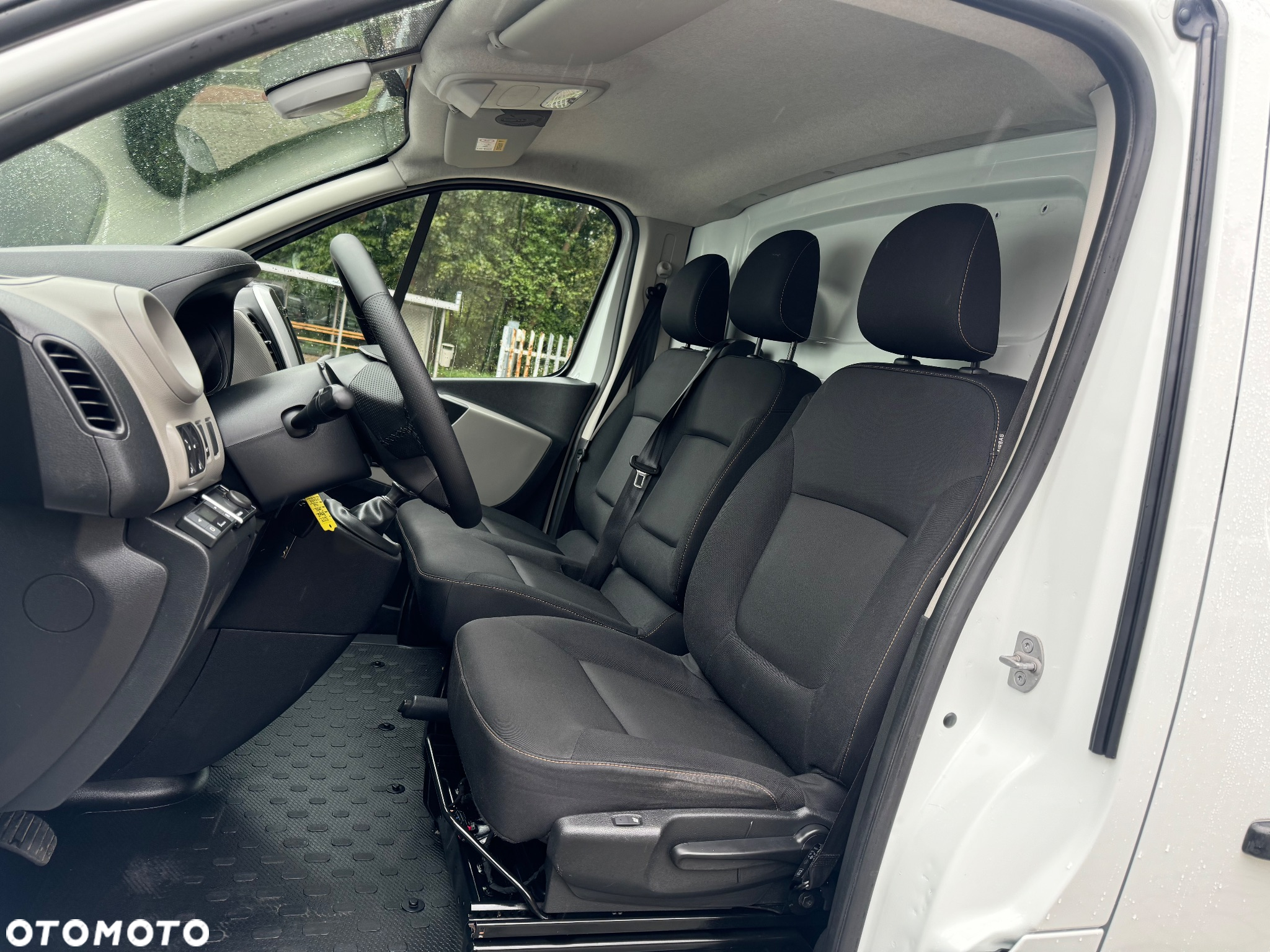 Renault Trafic - 18