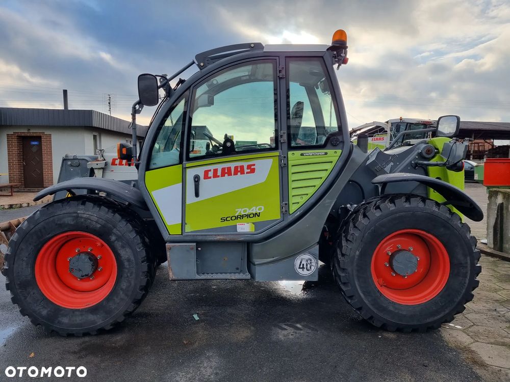 Claas Scorpion 7040 VARIPOWER - 8