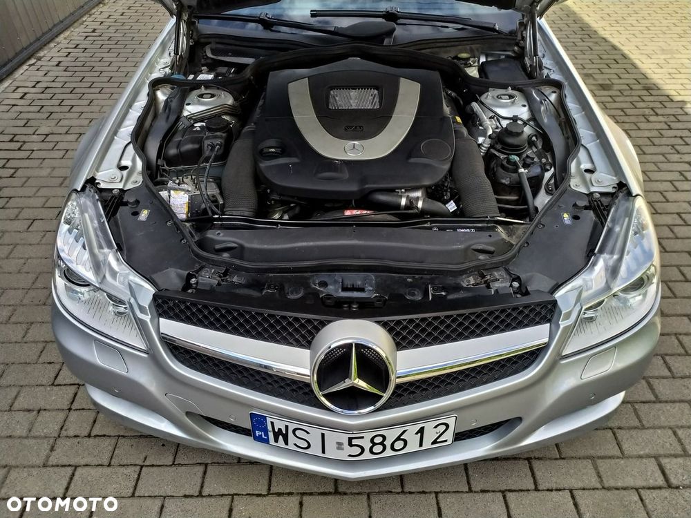 Mercedes-Benz SL - 13
